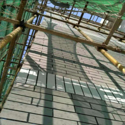 越來越多的學(xué)校采用軟瓷作為外墻裝飾